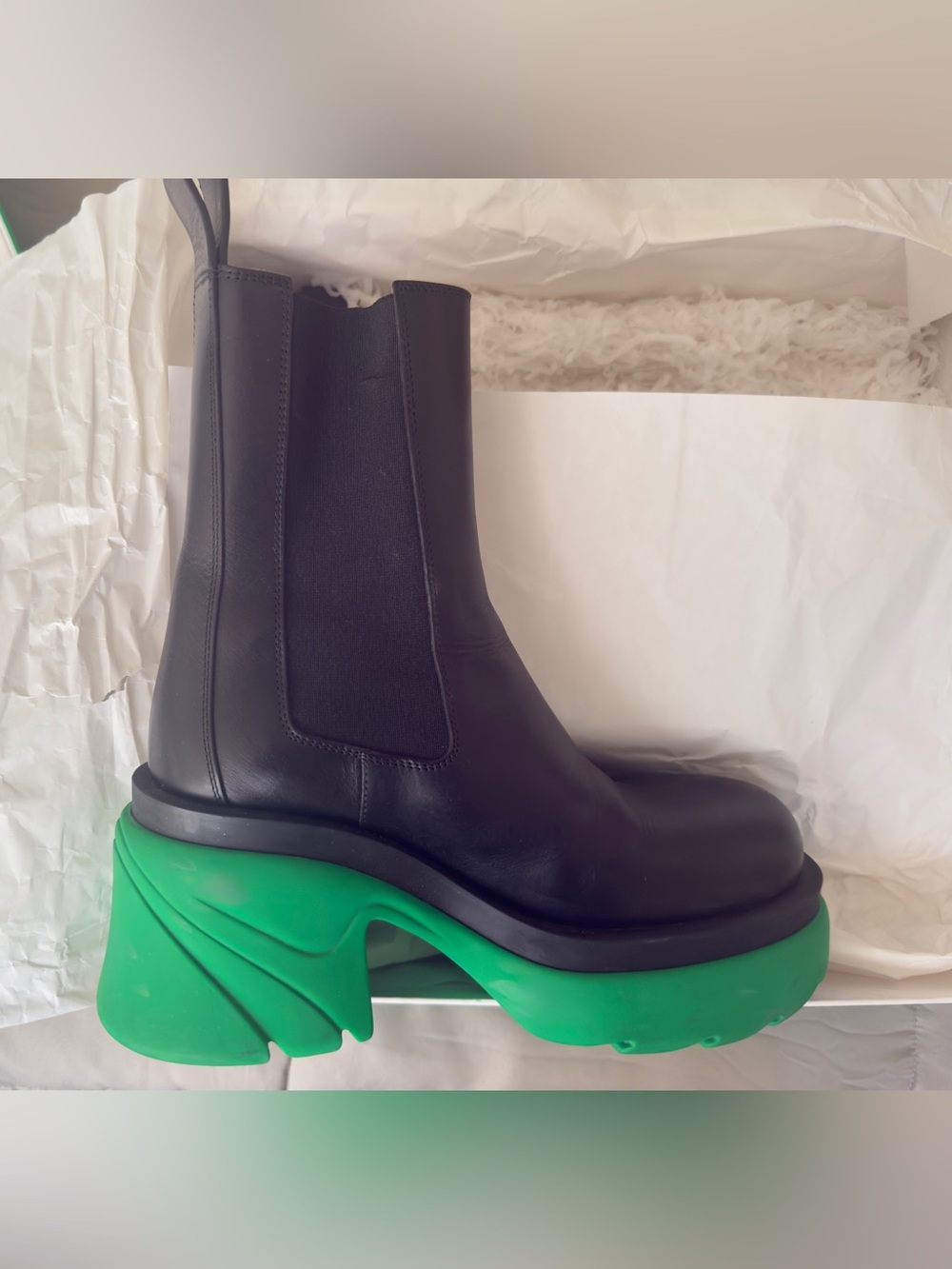 Black Leather Flash Boots - Grass - Picture 2 of 7